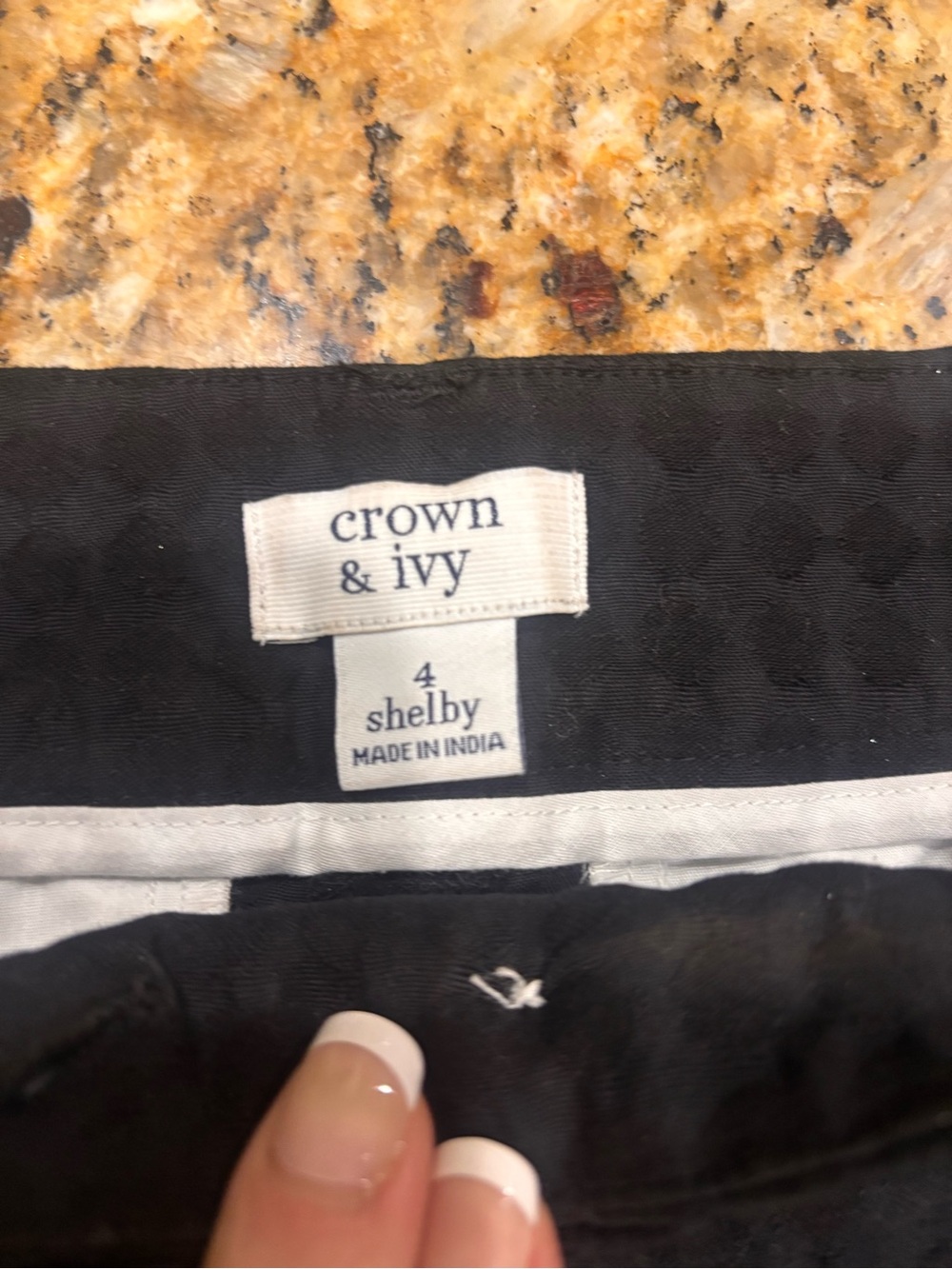 Crown & Ivy Shelby Shorts - Black with Scallop Trim